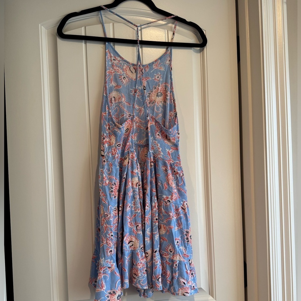 BE COOL Floral Dress - Picture 2 of 3